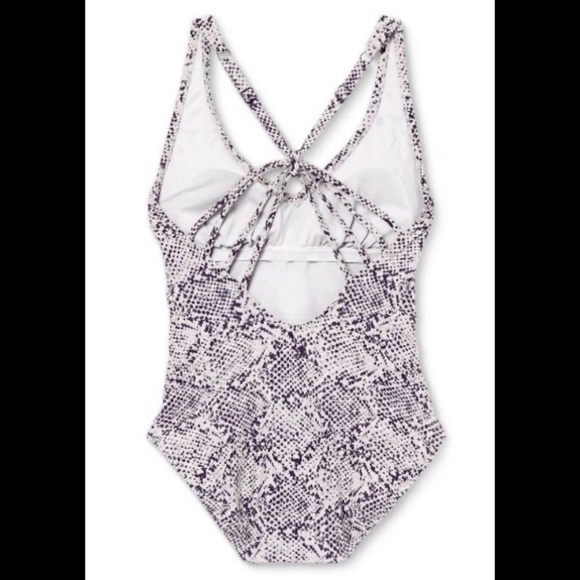 ALL IN MOTION / NWT/ Snake print/ Women's V-Neck Strappy Back Detail - Picture 6 of 9